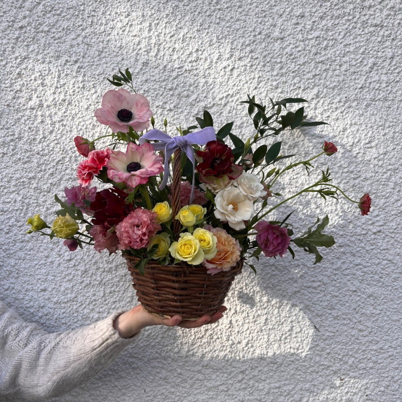 Mother's Day Flower Basket Workshop with Rhubarb