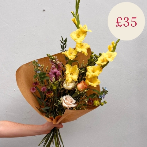 Medium Fortnightly Flower Subscription