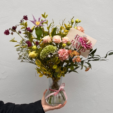 The Vase Arrangement